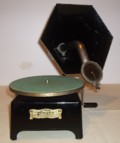 Little Wonder phonograph